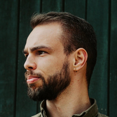 1 heure de sons de l’Anjou 1 heure avec Max Van Ker dans le 1/4 d'heure angevin du  31 01 2026