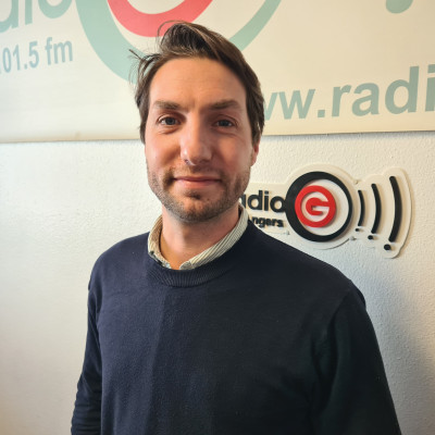 le magazine des entrepreneurs de l'anjou Fabien Bertrand, l'homme met en lumière vos projets grâce à la scénographie